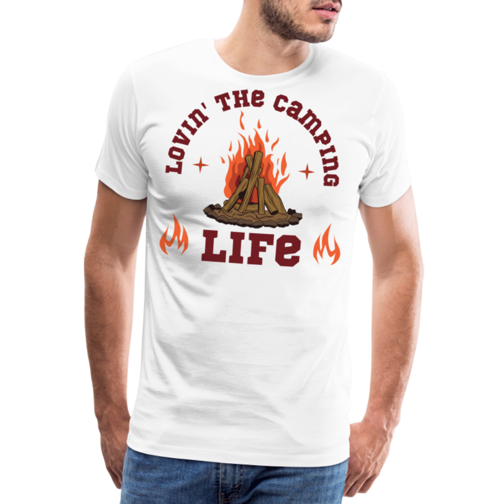 Lovin the Campfire Life Camping Vanlife Premium T-Shirt Herren - Weiß
