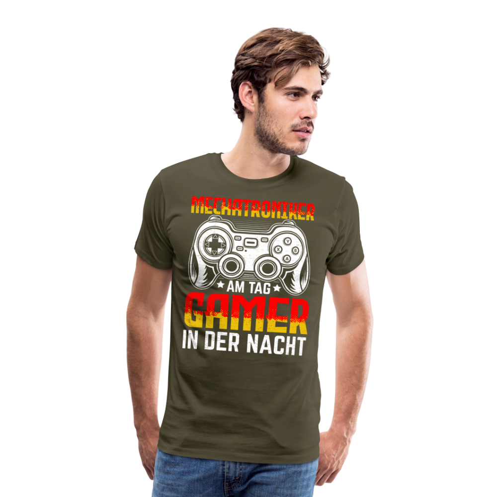 Mechatroniker am Tag Gamer in der Nacht lustiges Premium T-Shirt Herren - Khaki